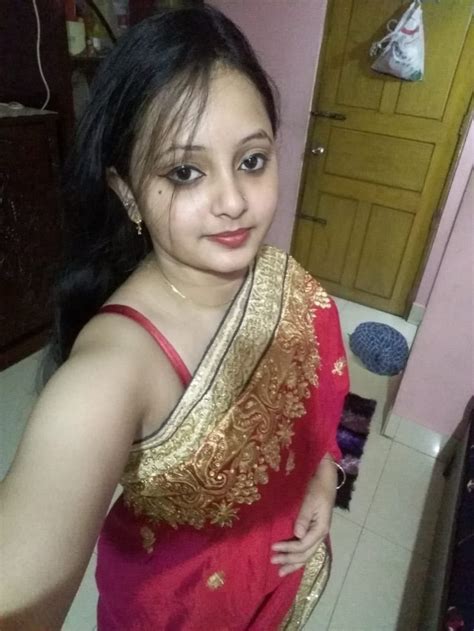 desi bhabhi pussy pics|Sexually Teasing Desi Nude Bhabhi Photo Gallery – 57 Pics